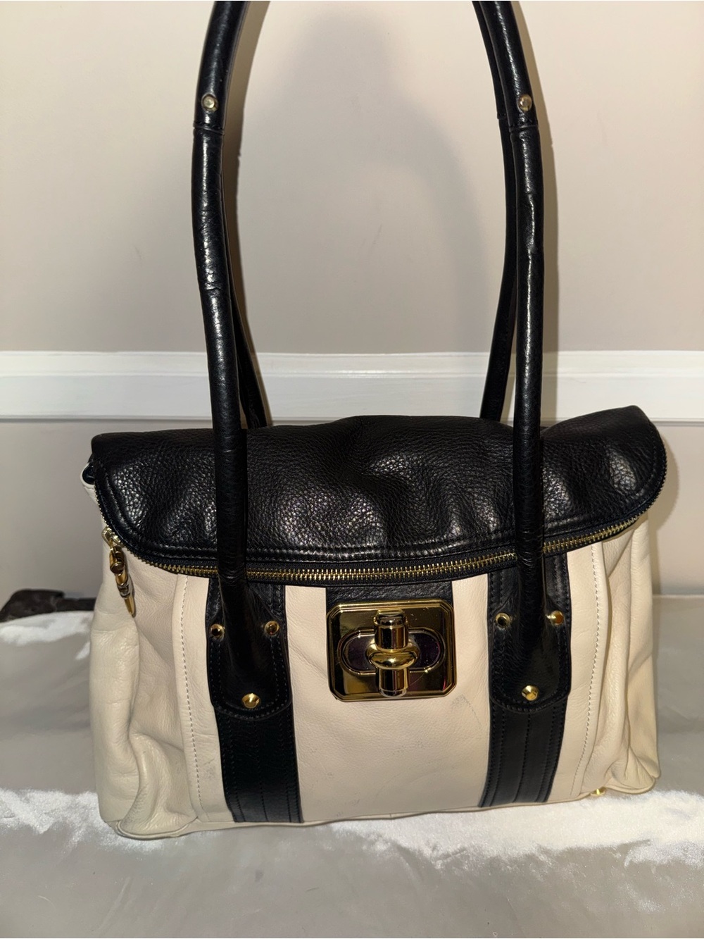 B. Makowsky Leather Two-Tone Black and Cream Shoulder Bag
